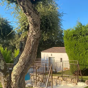  Couette-café Le Cabanon De Val